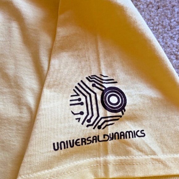 The Wild Robot 2024 CREW T-Shirt and Pin New Size XL RARE - Picture 4 of 5